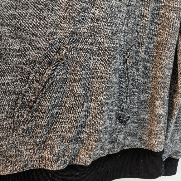 Roxy ladies medium hooded sweatshirt - Picture 6 of 16